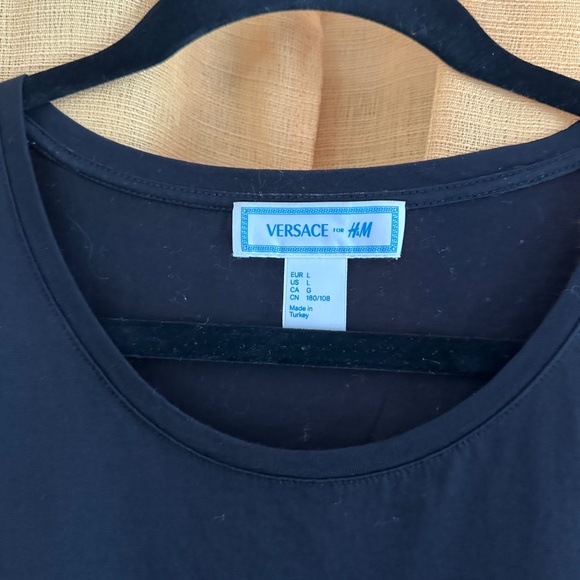 H&M x Versace studded T-shirt - Picture 5 of 6